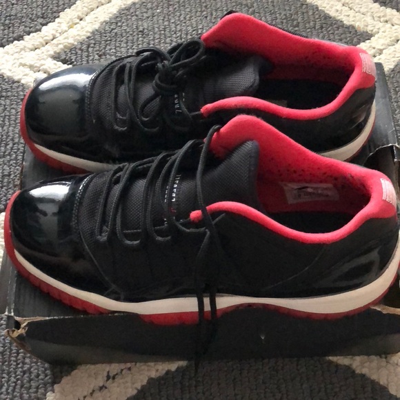 low bred 11s grade school